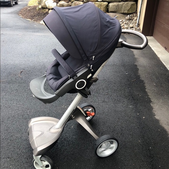 Stokke V5 Xplory Stroller - Picture 1 of 6